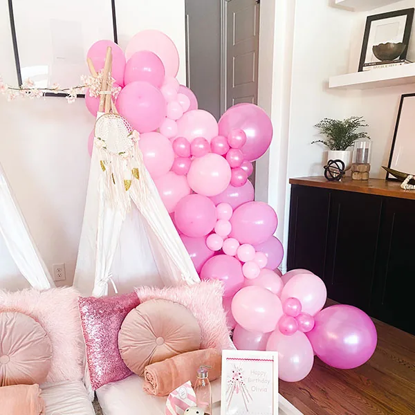 Deluxe Balloon Garland